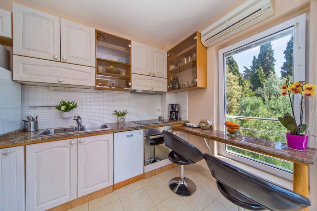 Blue Dream - Stylish Apt With Stunning Sea View Dubrownik Zewnętrze zdjęcie